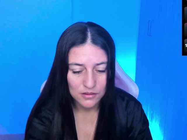 Saskyaajohnson webcam