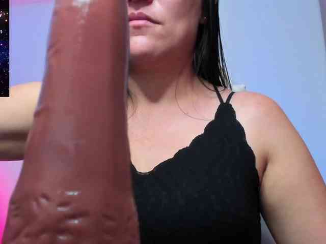 Saskyaajohnson webcam