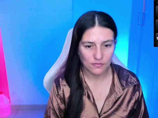 Saskyaajohnson webcam