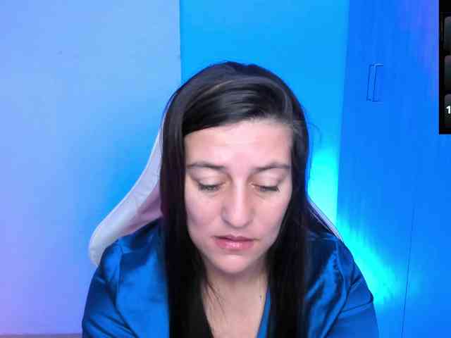 Saskyaajohnson webcam