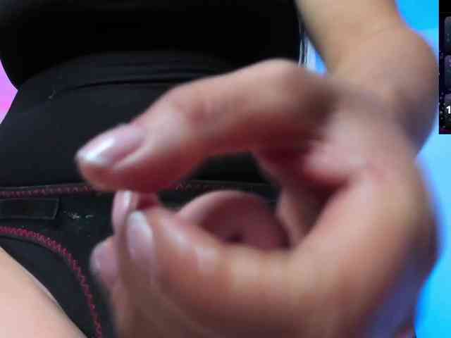 Saskyaajohnson webcam