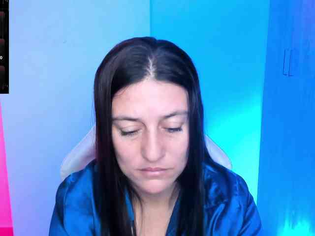 Saskyaajohnson webcam