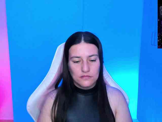 Saskyaajohnson webcam