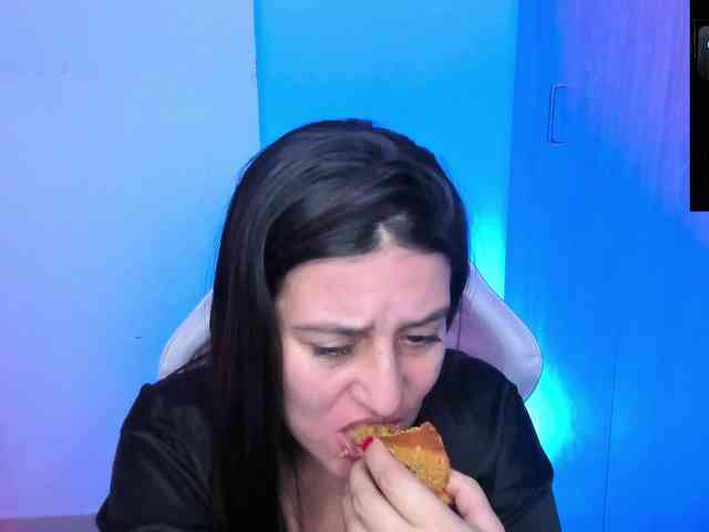 Saskyaajohnson webcam