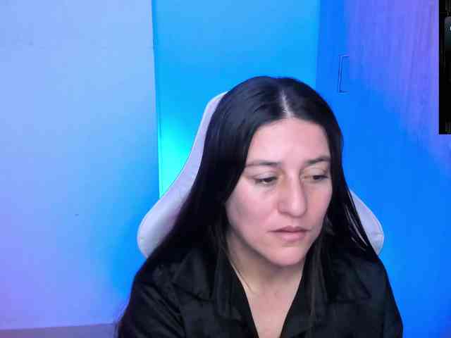 Saskyaajohnson webcam