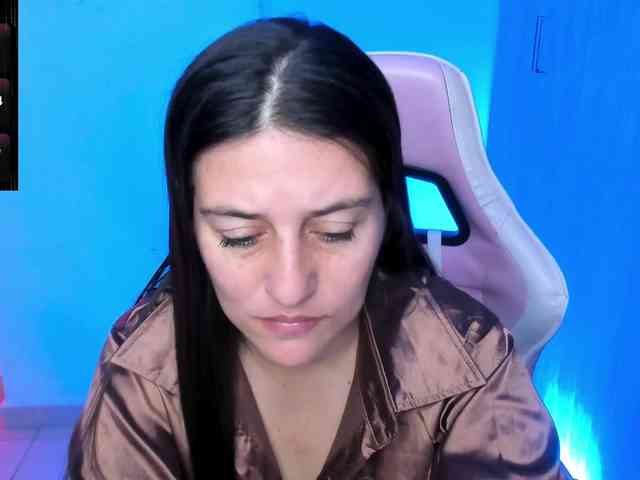 Saskyaajohnson webcam