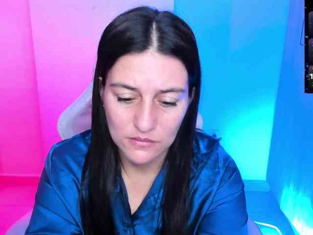 Saskyaajohnson webcam