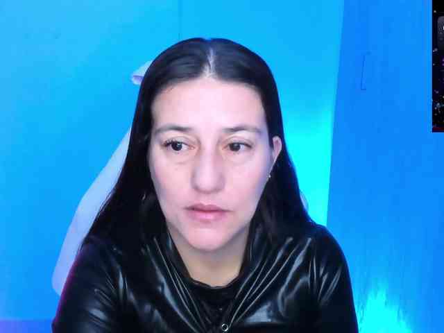 Saskyaajohnson webcam