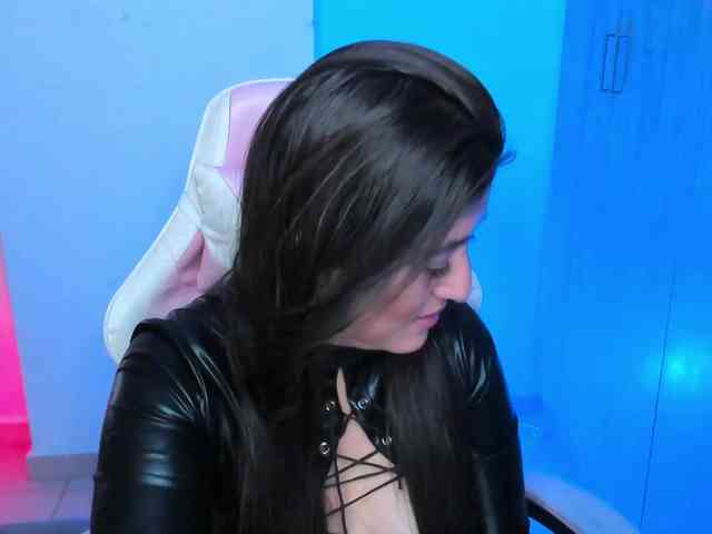 Saskyaajohnson webcam