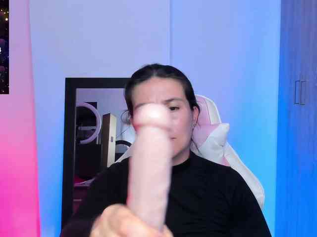 Saskyaajohnson webcam