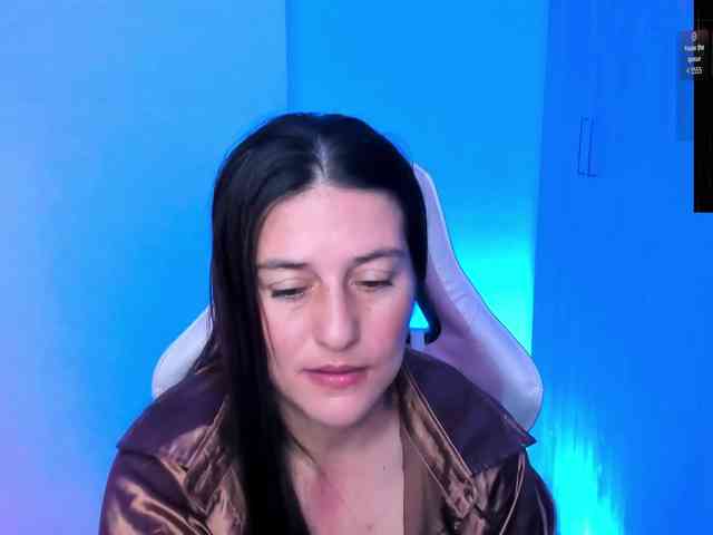 Saskyaajohnson webcam