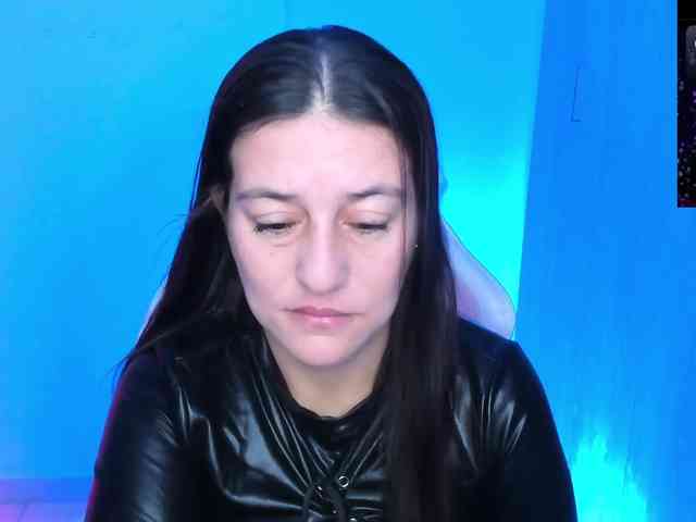 Saskyaajohnson webcam