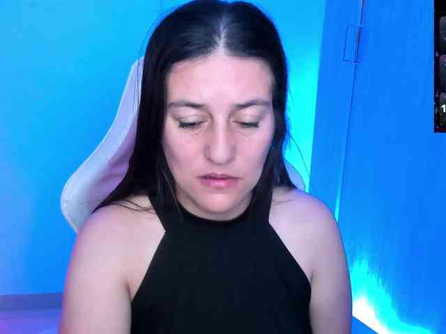 Saskyaajohnson webcam