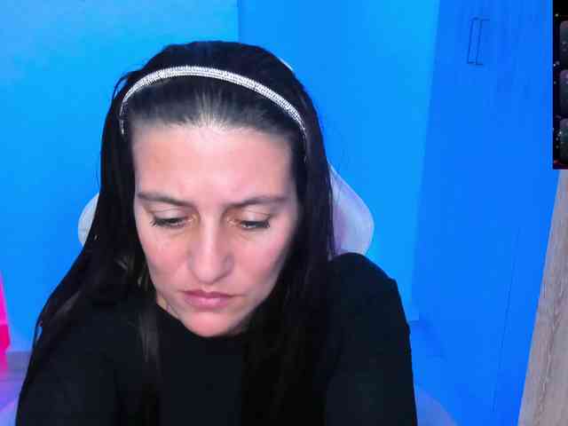 Saskyaajohnson webcam