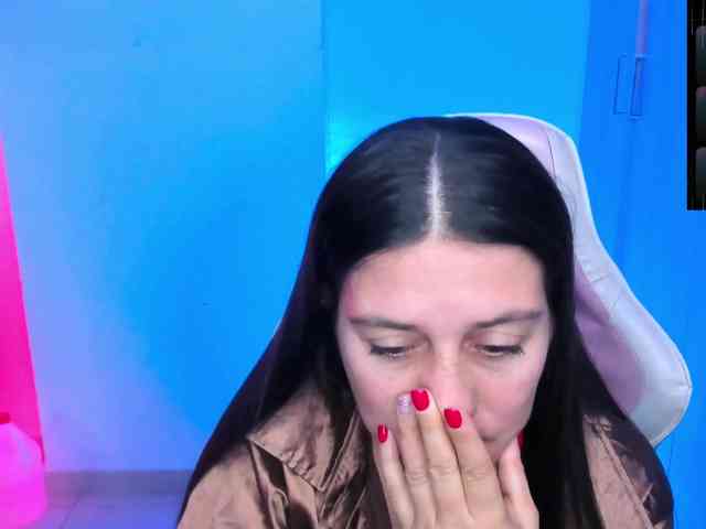 Saskyaajohnson webcam