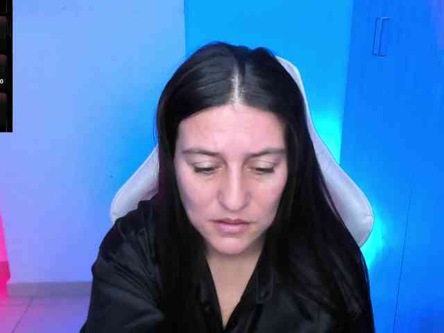 Saskyaajohnson webcam