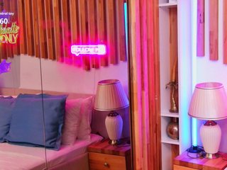 EllieGrant Porn Show