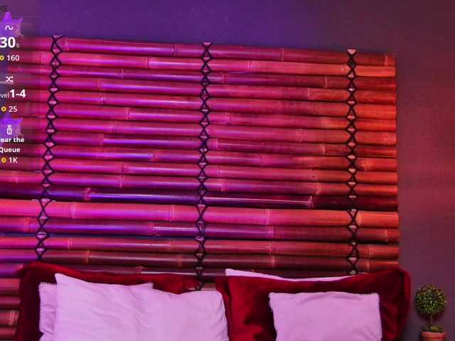 EllieGrant's BongaCams show and profile