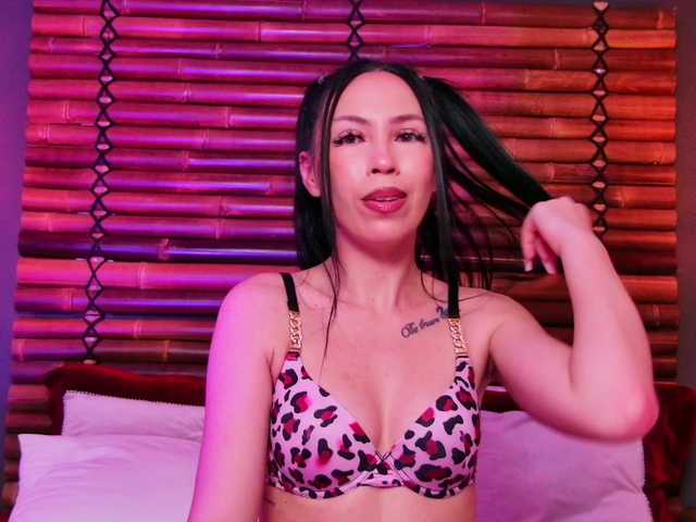 EllieGrant's BongaCams show and profile