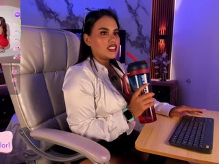 jeen-taylor1 Porn Show