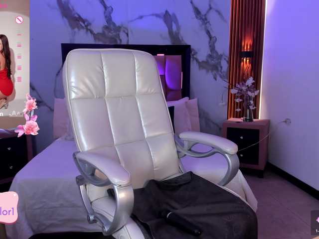 jeen-taylor1's BongaCams show and profile