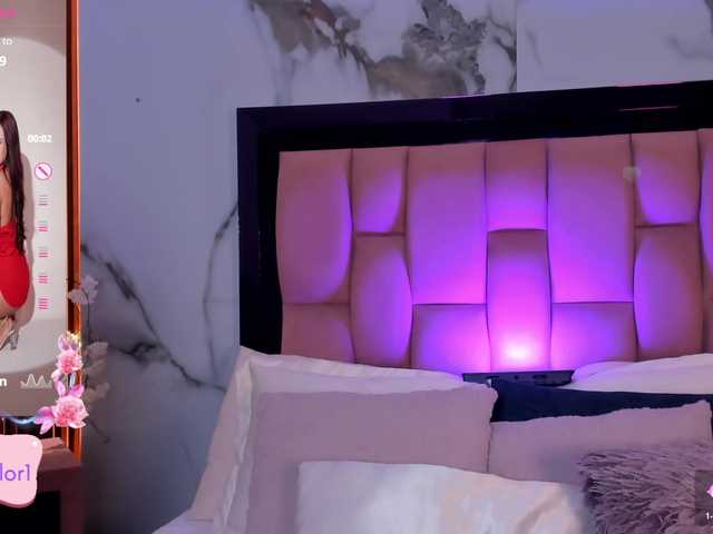 jeen-taylor1's BongaCams show and profile