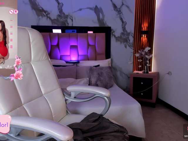 jeen-taylor1's BongaCams show and profile