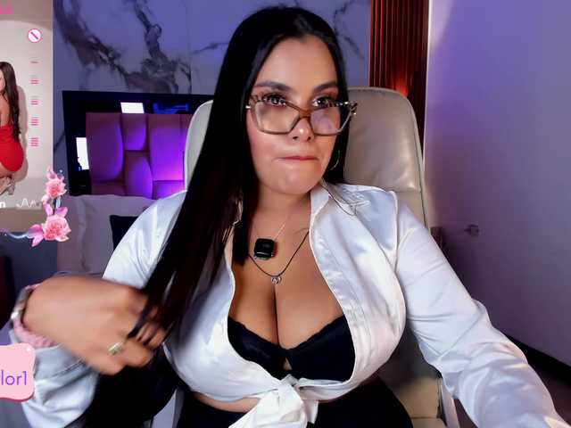 jeen-taylor1's BongaCams show and profile