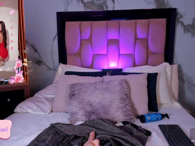 jeen-taylor1's BongaCams show and profile