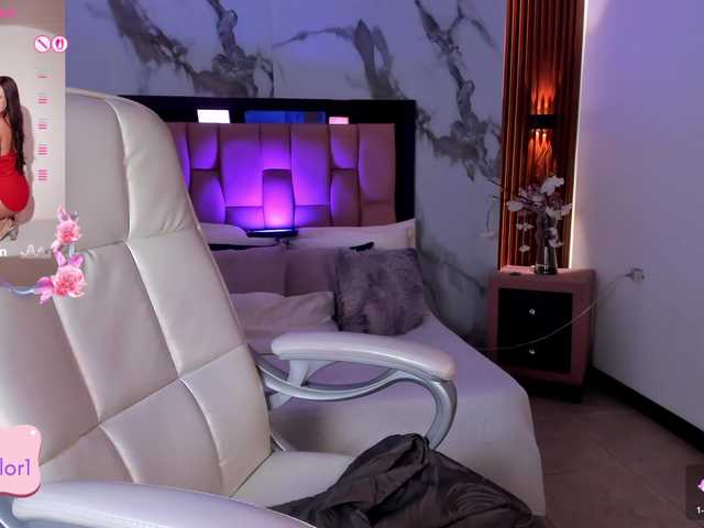 jeen-taylor1's BongaCams show and profile