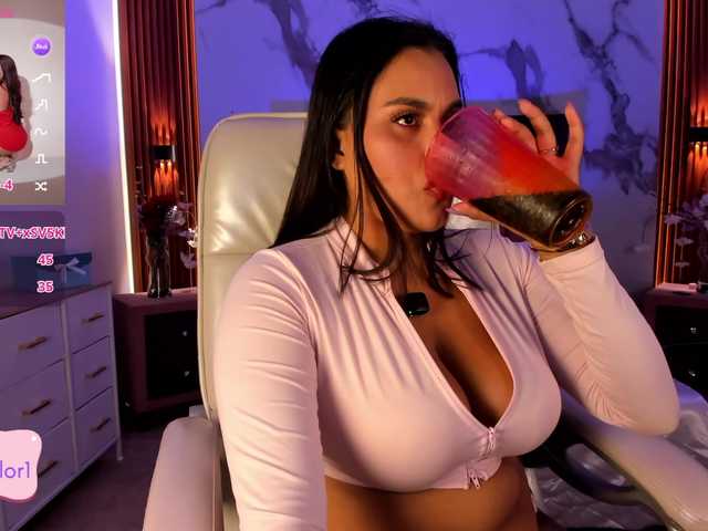 jeen-taylor1's BongaCams show and profile