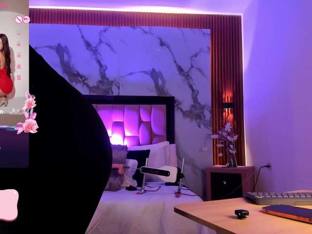 jeen-taylor1's BongaCams show and profile