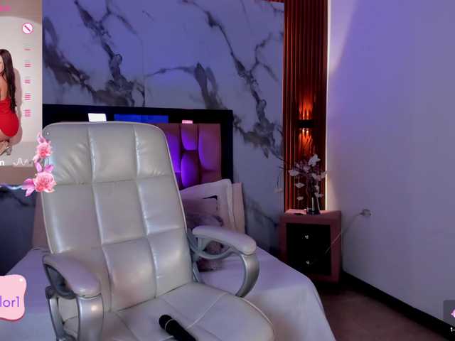 jeen-taylor1's BongaCams show and profile