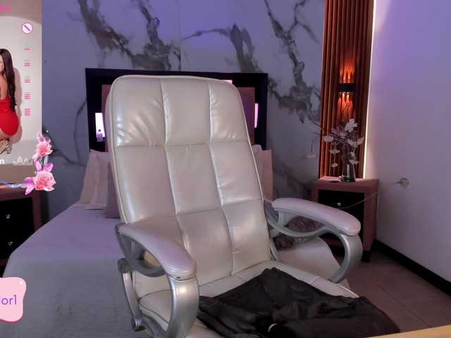 jeen-taylor1's BongaCams show and profile