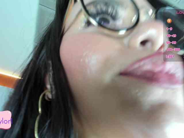 jeen-taylor1 webcam