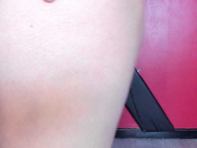 JacksonnScarlett's BongaCams show and profile