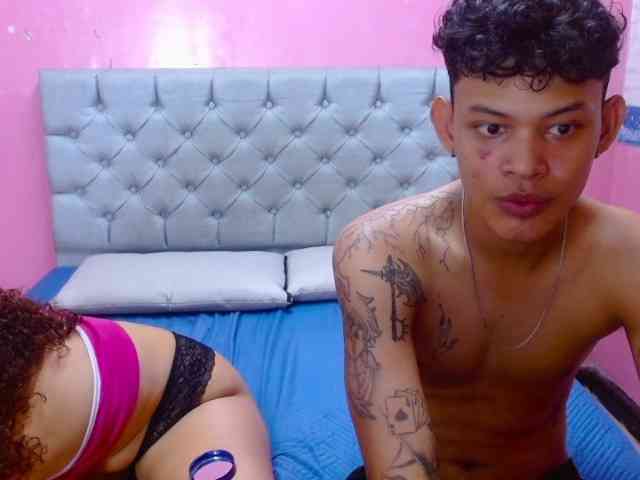 EmmaAndAlex webcam