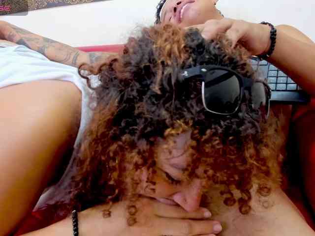 EmmaAndAlex webcam