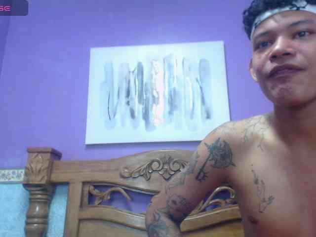 EmmaAndAlex webcam