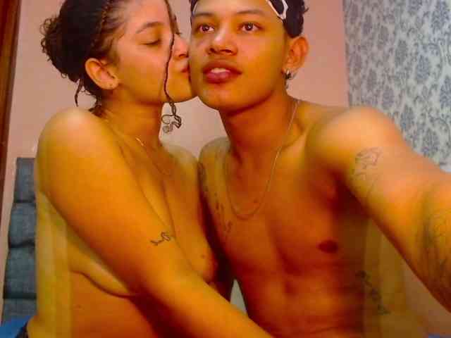 EmmaAndAlex webcam