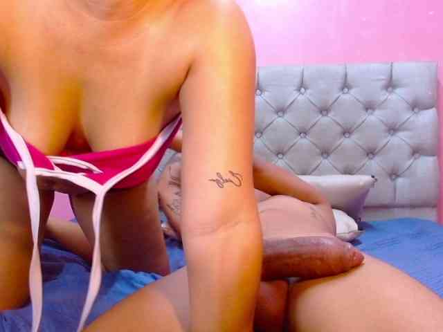 EmmaAndAlex webcam