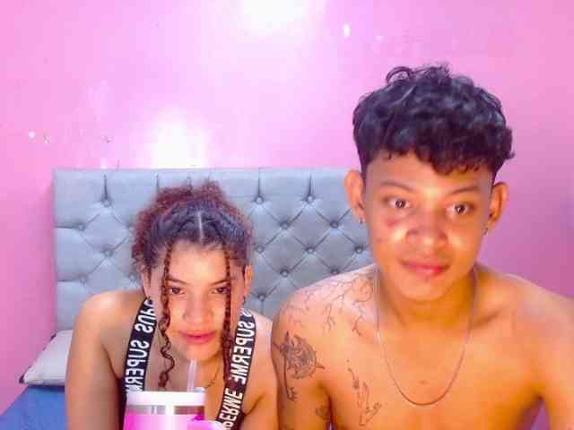 EmmaAndAlex webcam