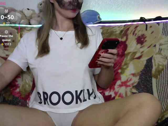 your-little-baby webcam