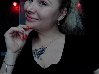 YourFunnyBlondiee Porn Show