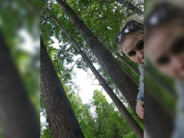YourFunnyBlondi