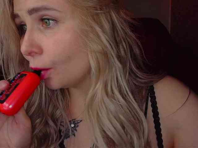 porn live chat YourFunnyBlondiee