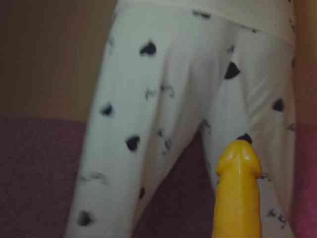 YourFunnyBlondiee webcam