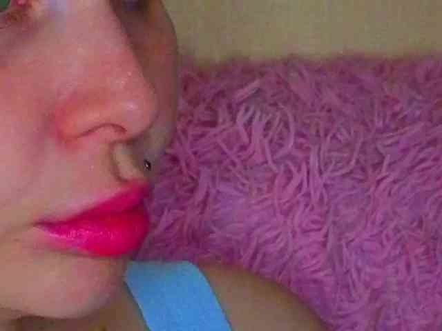 live porno webcam YourFunnyBlondiee