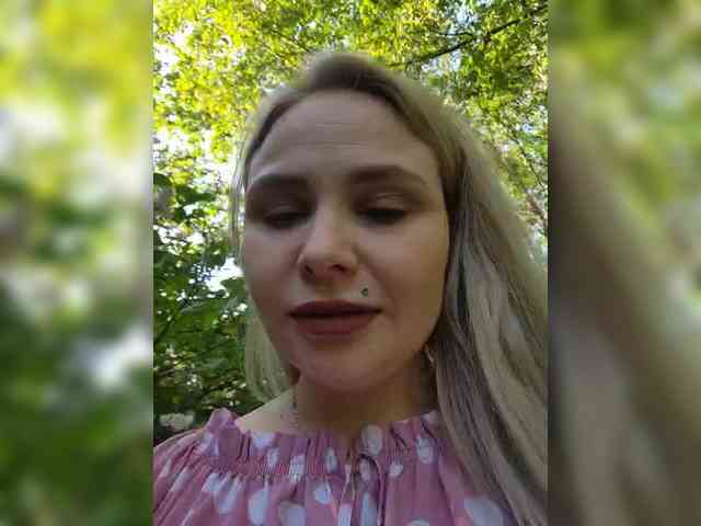 adult live sex webcam YourFunnyBlondiee