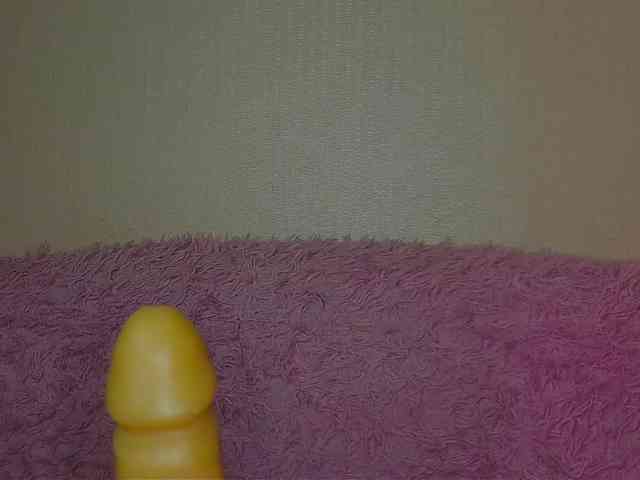 YourFunnyBlondiee webcam